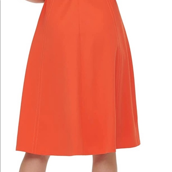 New Tommy Hilfiger Mid-Length Dress - Picture 8 of 8